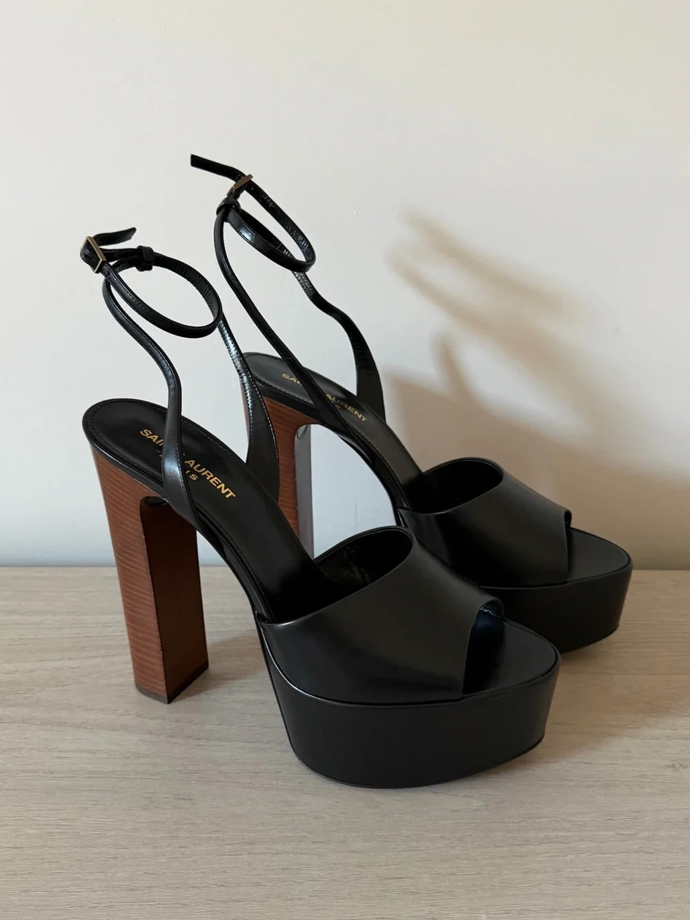 Saint Laurent 95 Leather Platform Sandals Black Leather Size 40